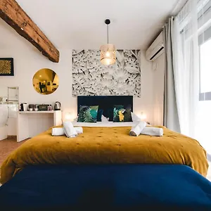 Les Precieuses & I Appartement